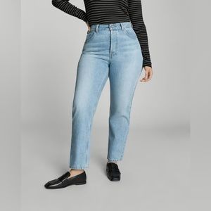Everlane The Curvy ’90s Cheeky Straight Leg Jeans Size 27 NWT